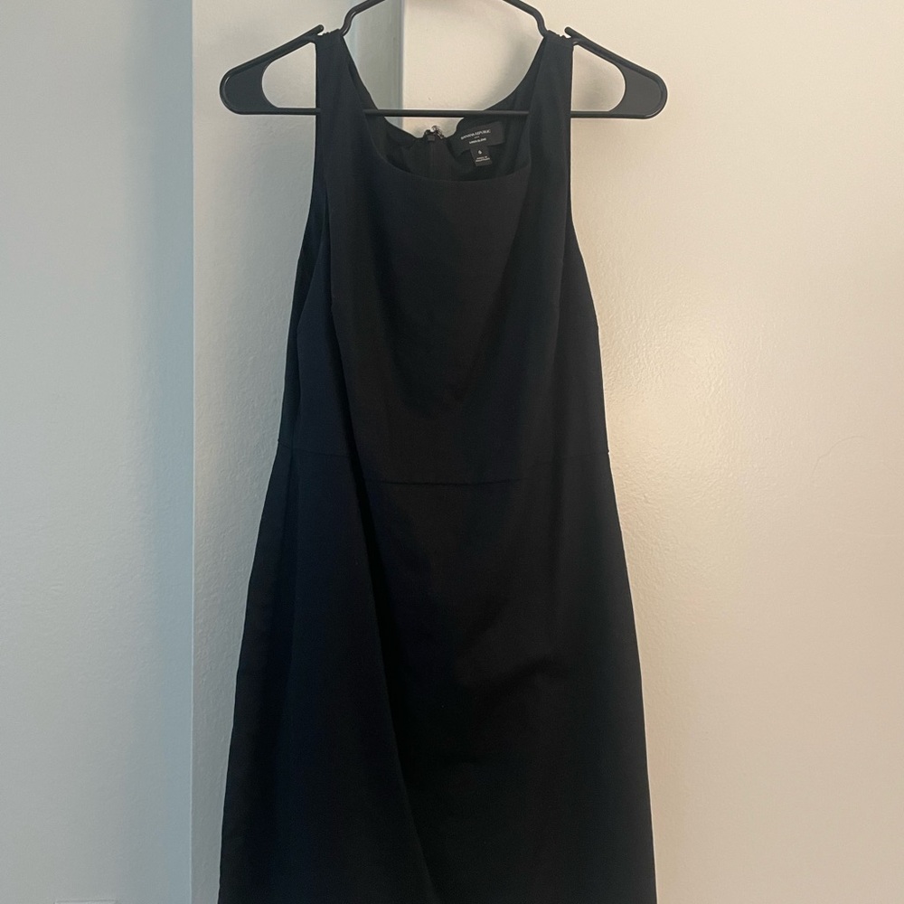 Banana Republic Factory Linen-Blend Sheath Mini Dress